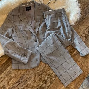 Banana Republic Suit